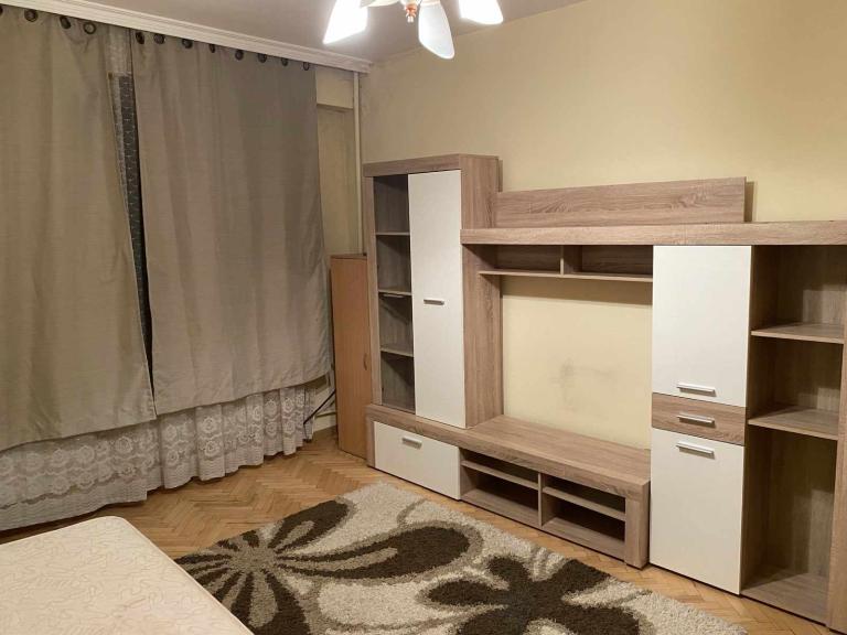 Двустаен апартамент в ж.к. Света троица