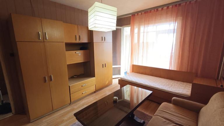 one-bedroom apartment image 60428