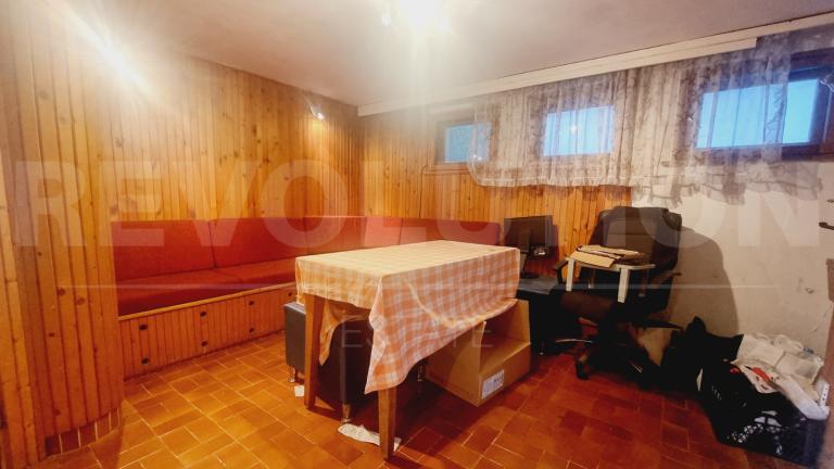 House image 60704