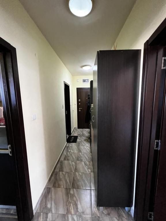 Тристаен апартамент в ж.к. Овча Купел снимка 60906