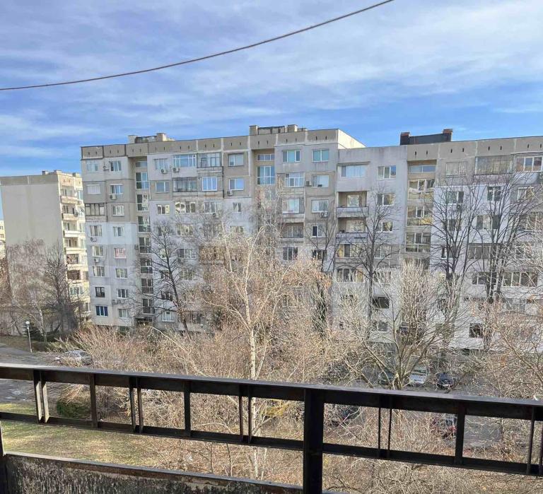 Two-bedroom apartment image 61075