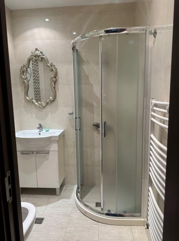 one room image 62092
