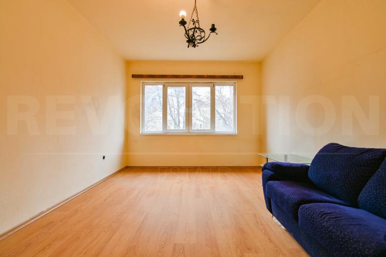 two-badroom apartment