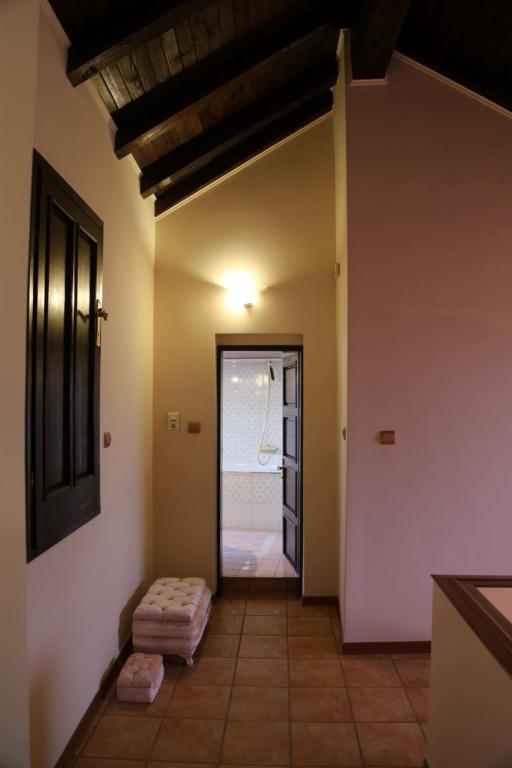 Multi-room apartment image 63104