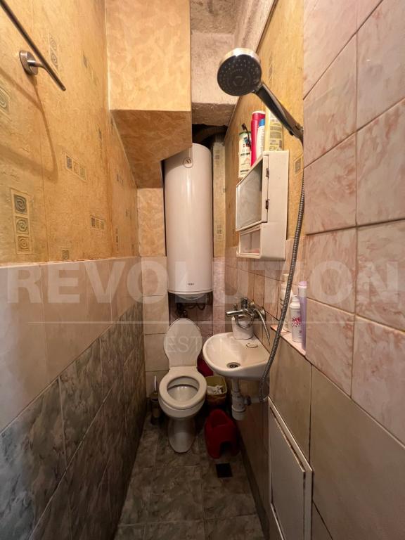 two room image 64840