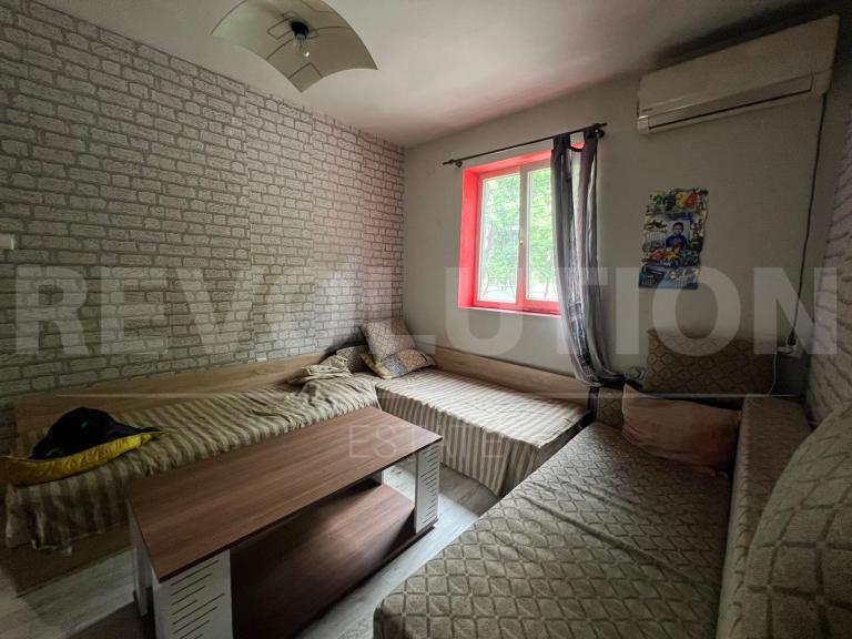 two room image 64842