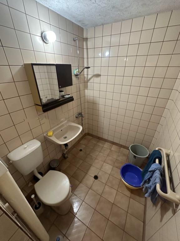 One bedroom apartment image 65129