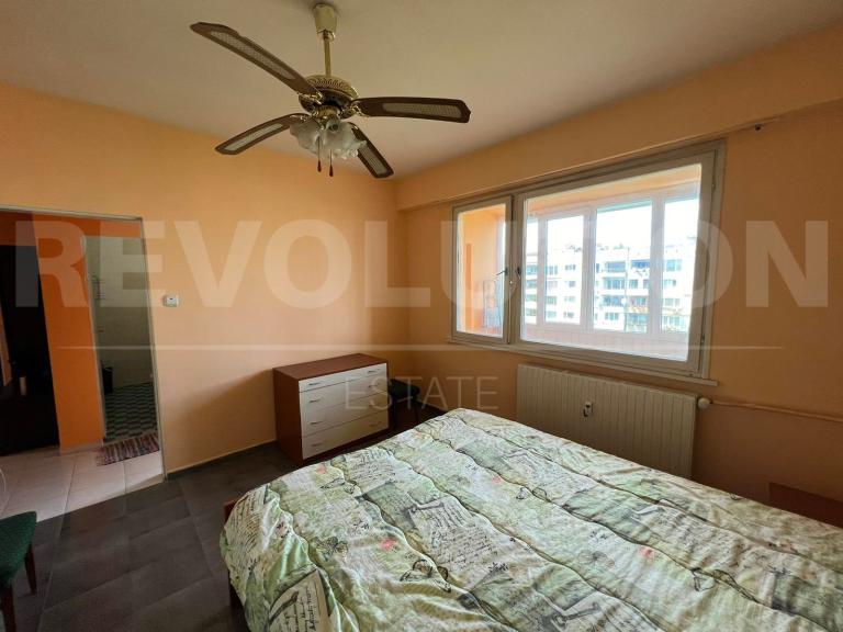 one room image 65677
