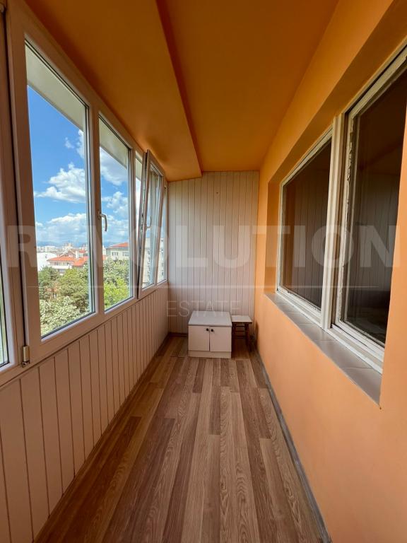 one room image 65673