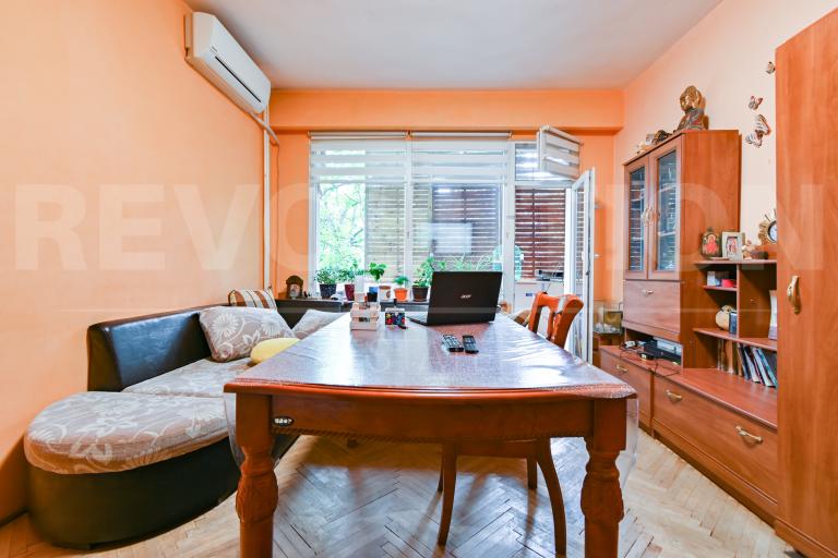 one room image 66350
