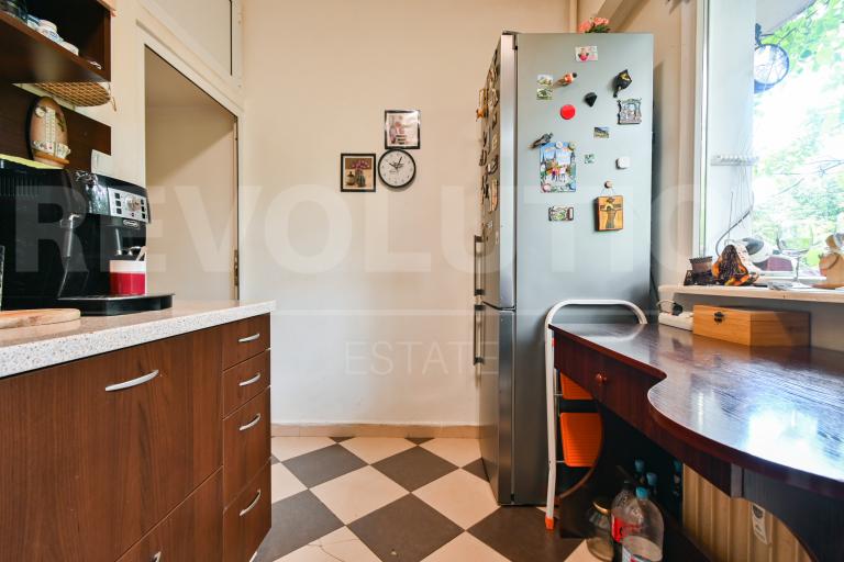 one room image 66342