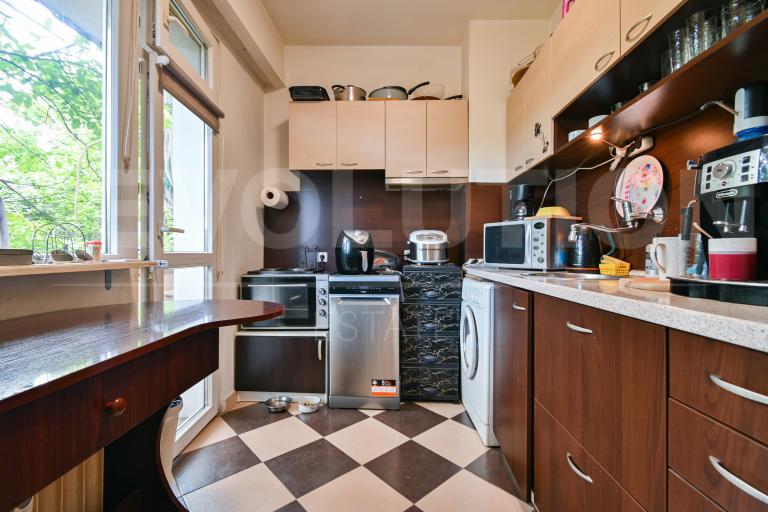 one room image 66341