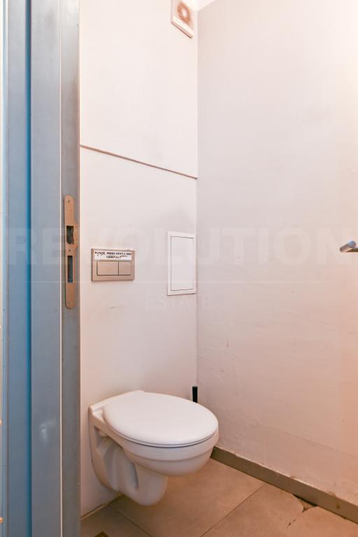 Office image 65780
