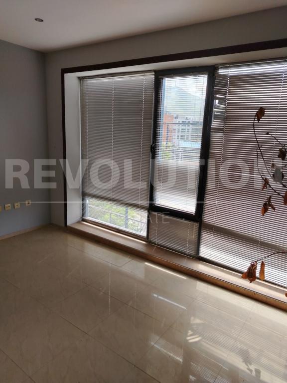 Large apartment image 66420
