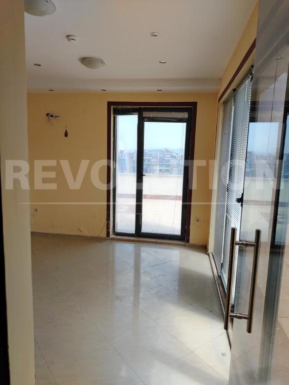 Large apartment image 66417