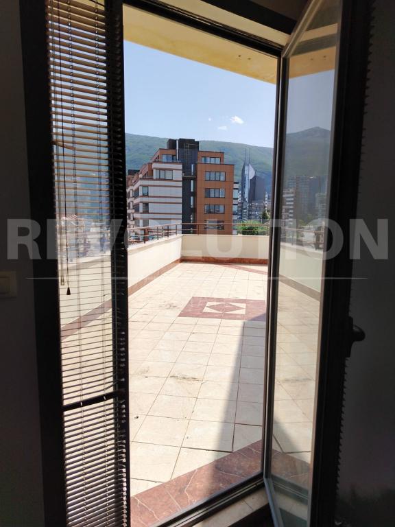 Large apartment image 66403