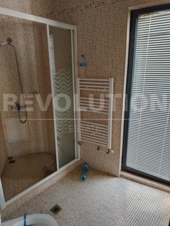 Large apartment image 66405