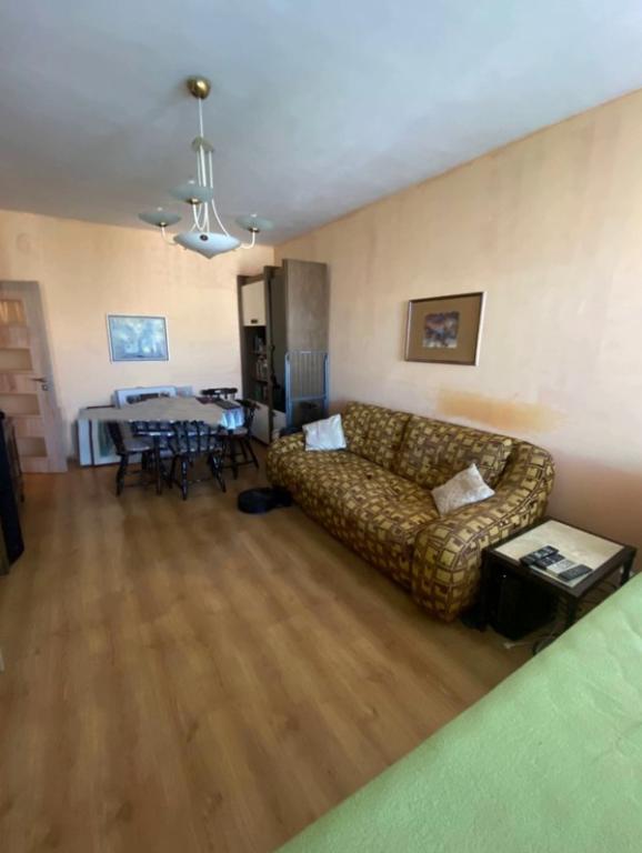 one room image 66653