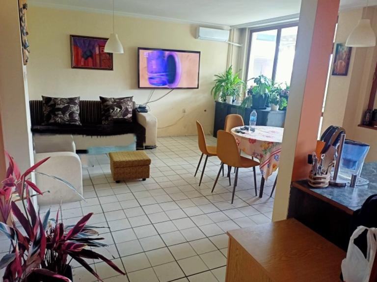 two room image 66911