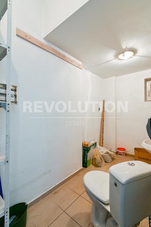 Business property image 68283