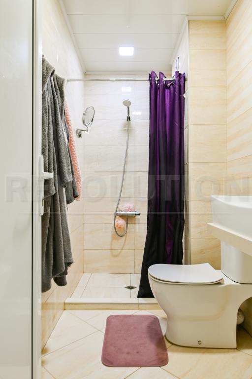 three-bedroom apartment image 70433