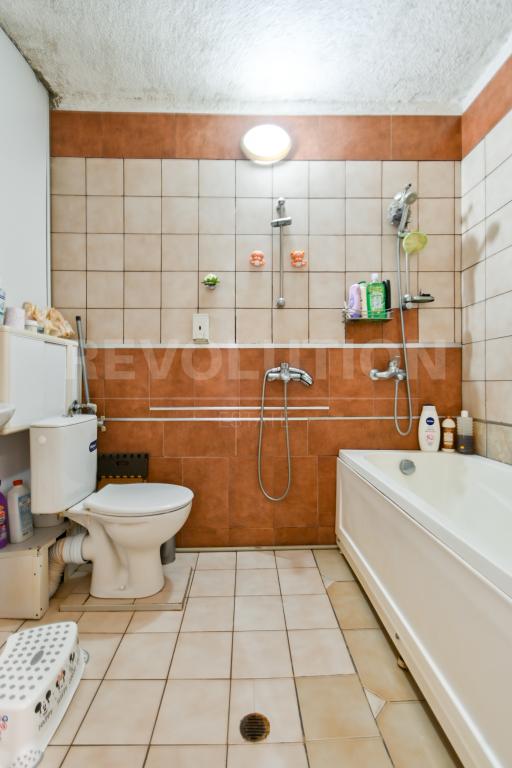 Тристаен апартамент в жк. Лагера снимка 70284