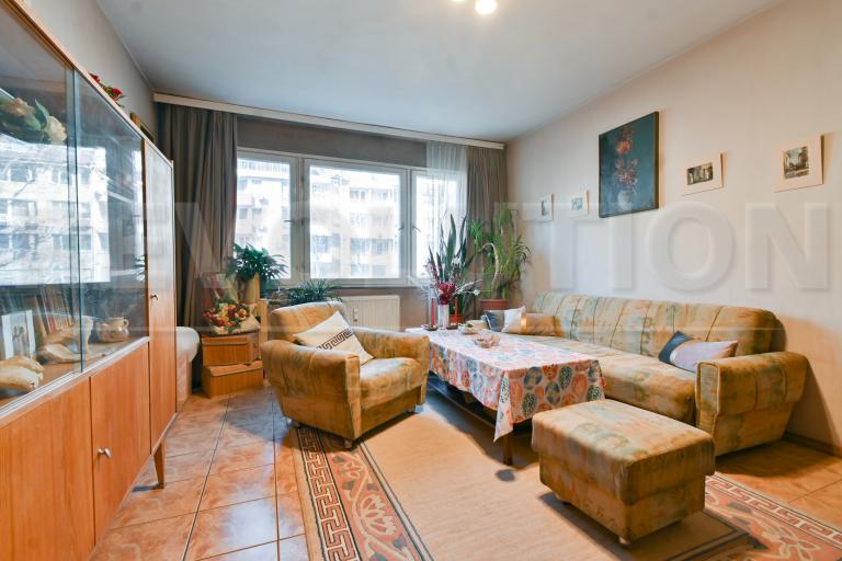 two-badroom apartament