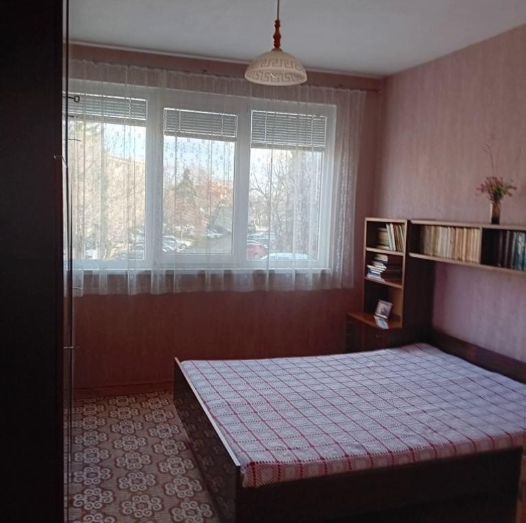 Двустаен апартамент в ж.к. Сухата река снимка 73361