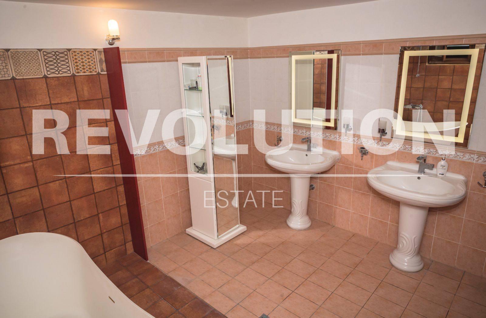 House in an area outside Varna! image 12