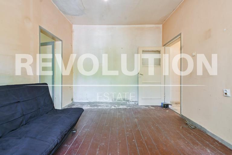 One-bedroom apartment in Krasno Selo residential area