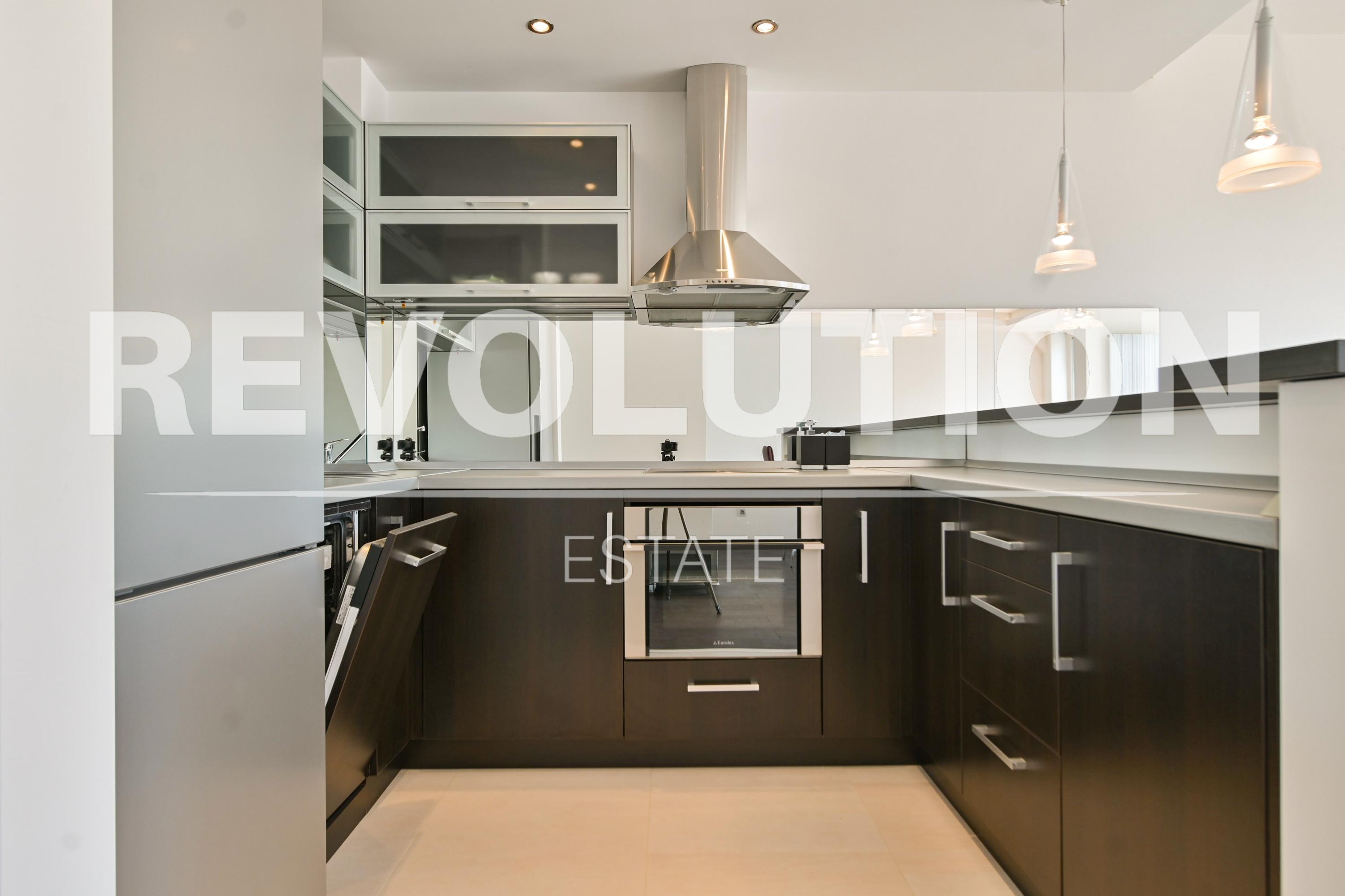 One-bedroom apartment in Krasno Selo residential area image 1