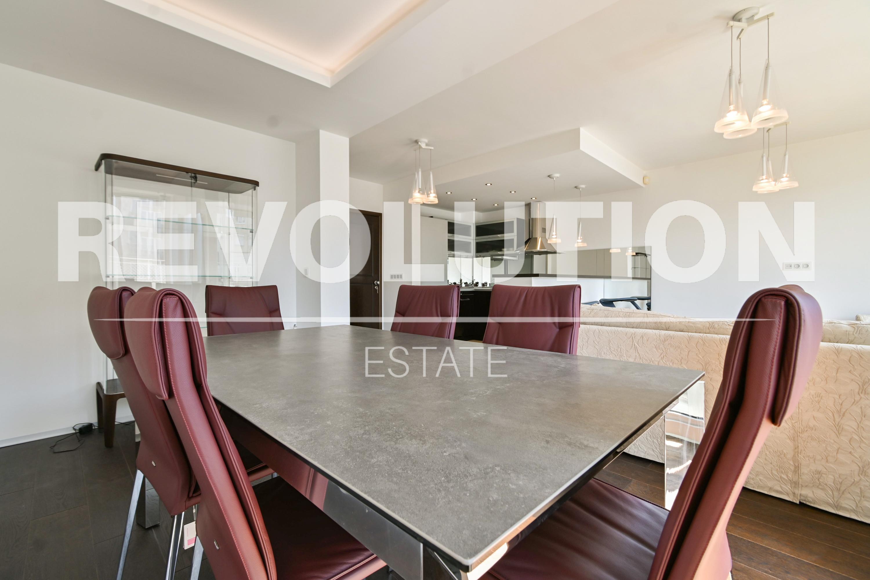 One-bedroom apartment in Krasno Selo residential area image 2