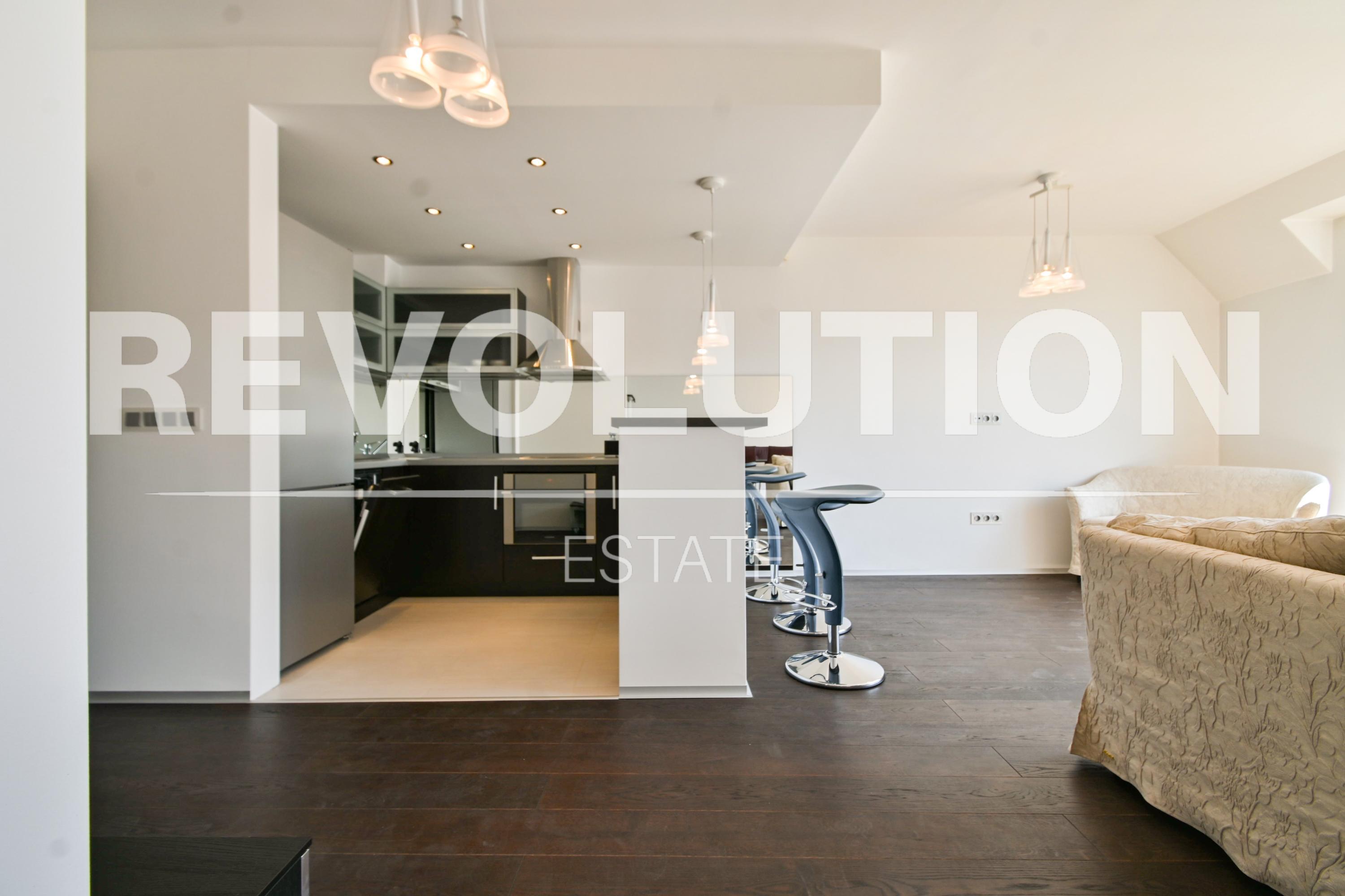One-bedroom apartment in Krasno Selo residential area image 4