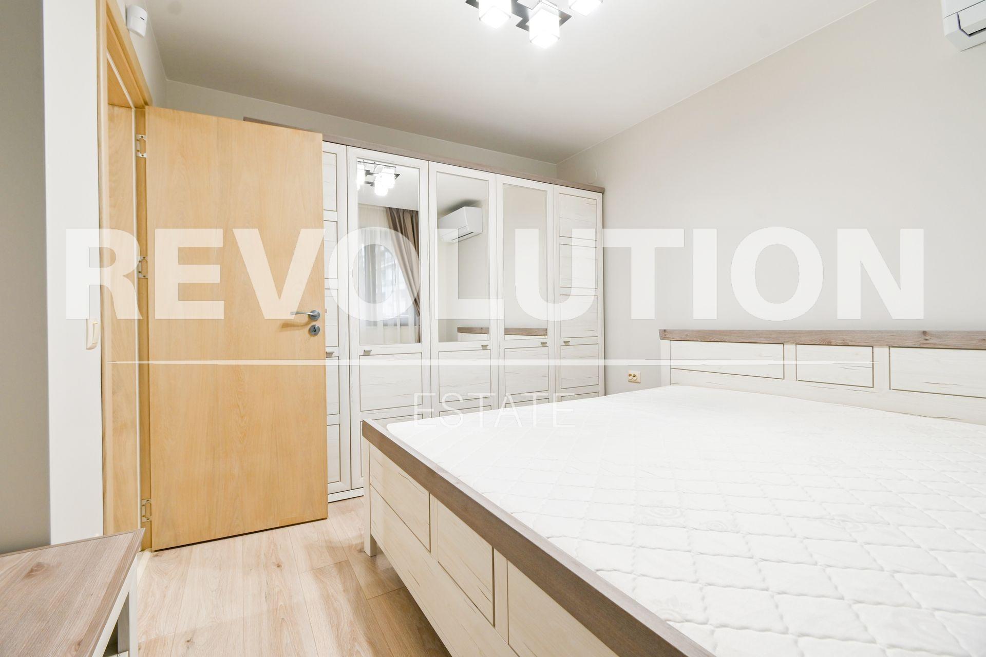 Two-bedroom apartment in Darvenitsa residential area image 4