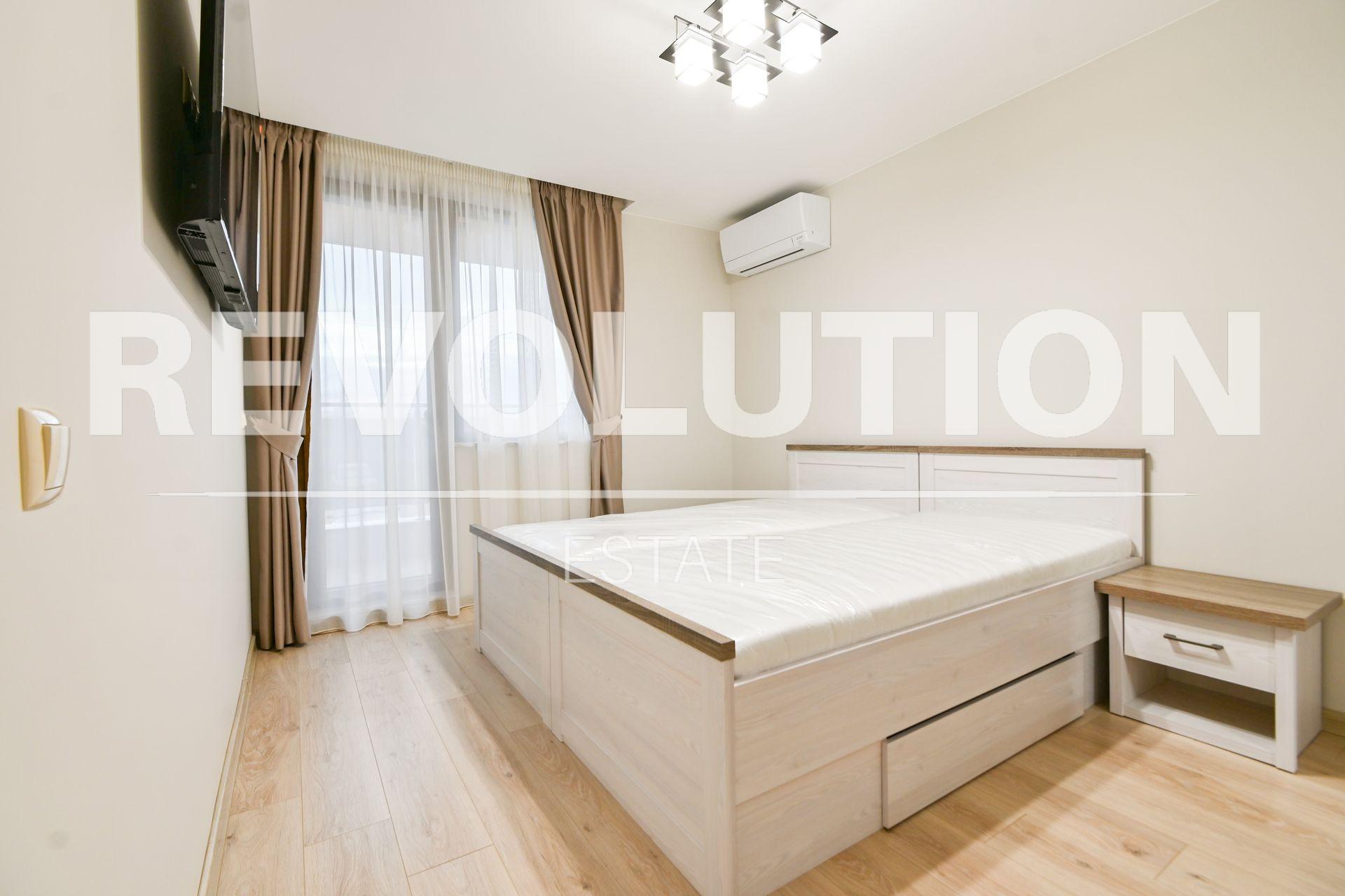 Two-bedroom apartment in Darvenitsa residential area image 5