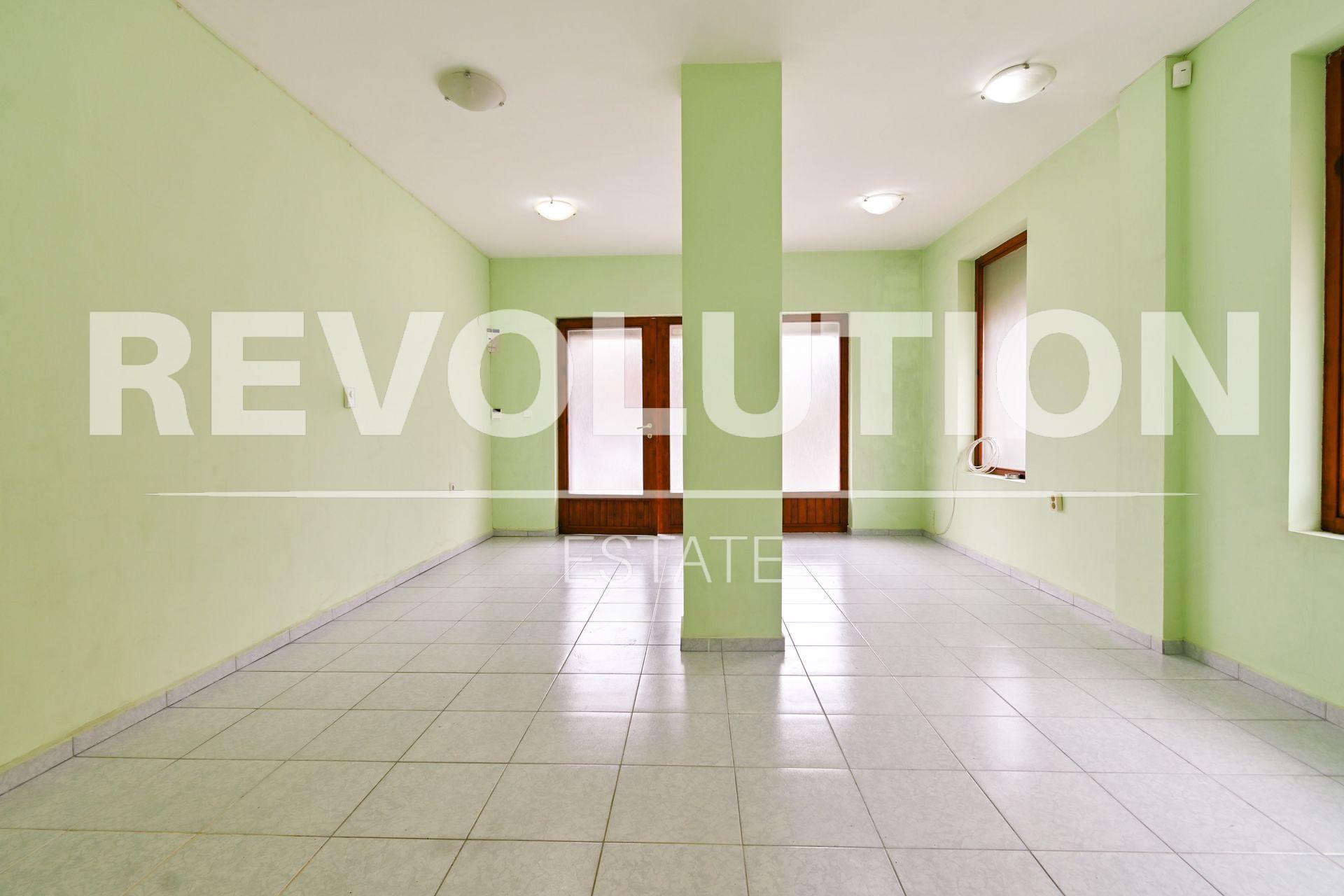 Commercial premises with the status of a SHOP in Pavlovo residential area image 1