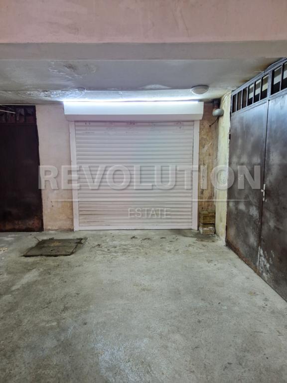 Garage image 38981