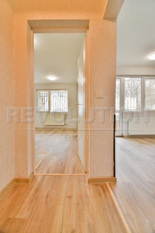 Three bedroom apartment image 39146
