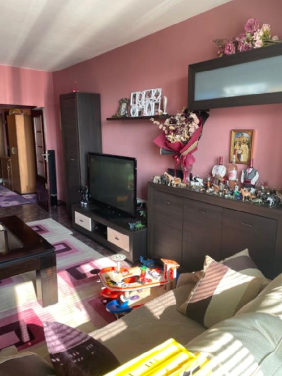 Two bedroom apartment image 39619