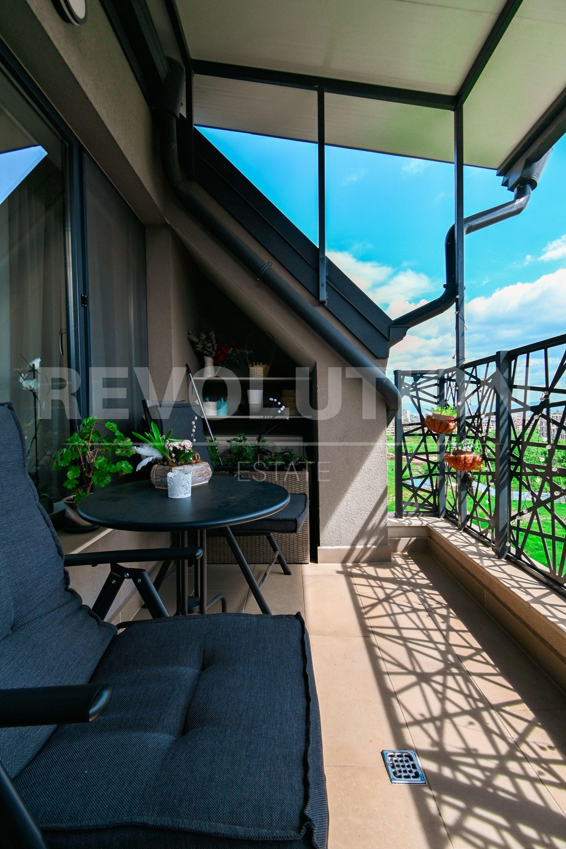 One-bedroom apartment in the Manastirski Livadi residential area - east image 12