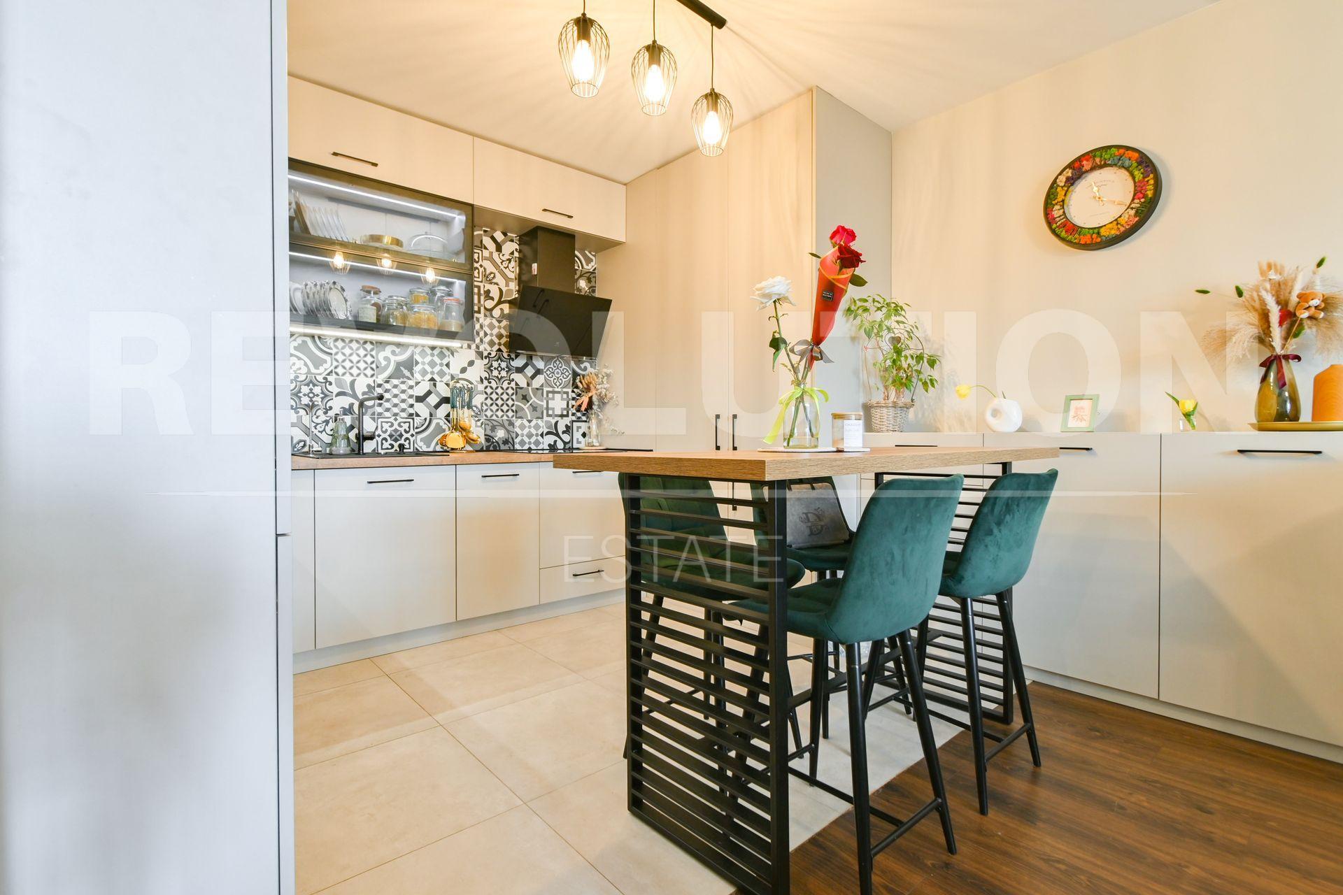 One-bedroom apartment in the Manastirski Livadi residential area - east image 3