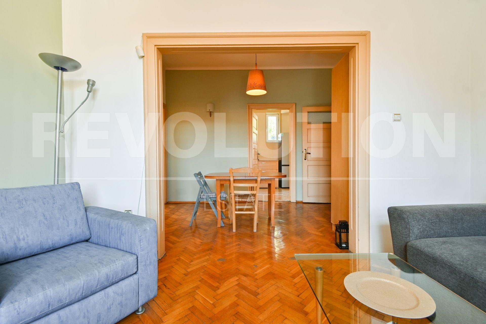 Multi-room apartment image 3