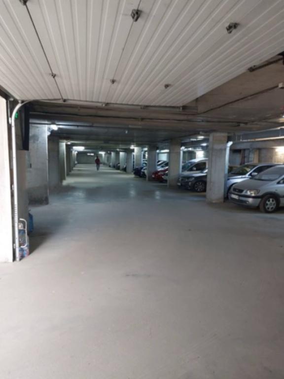 Parking area image 43537