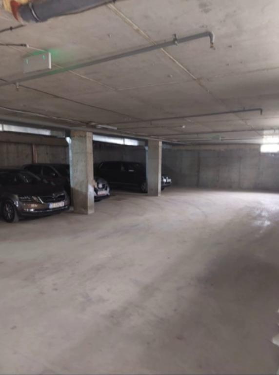 Parking area image 43538