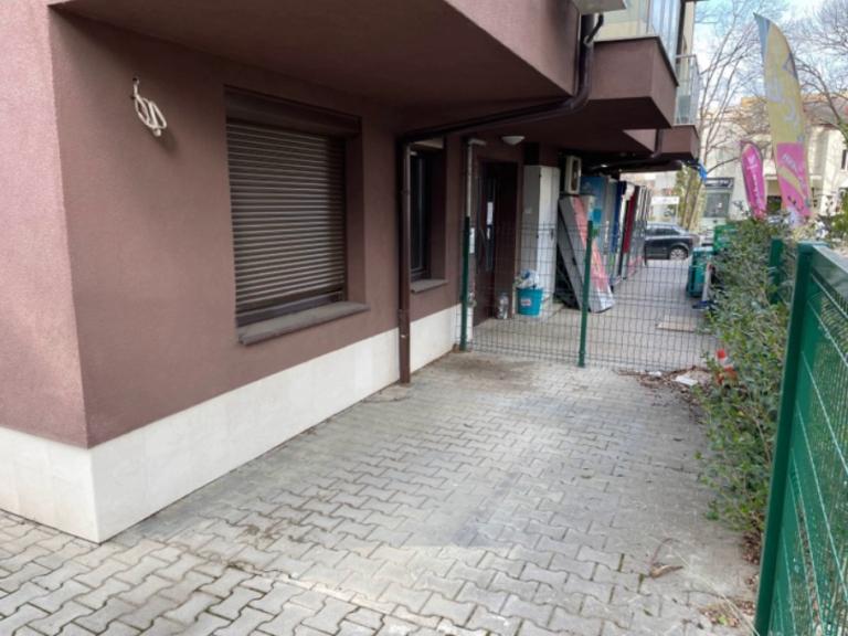 Parking area image 43539