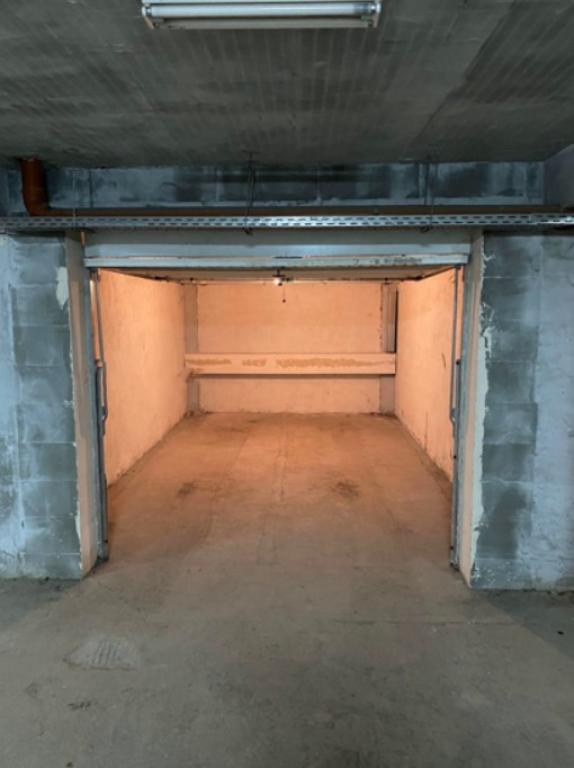 Garage image 43544