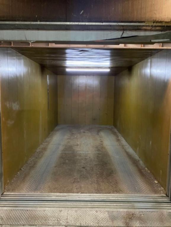 Garage image 43542