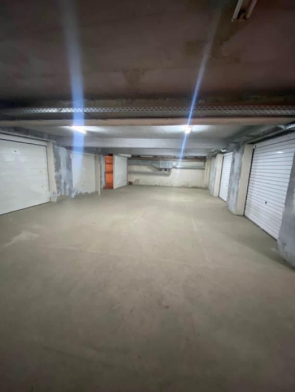 Garage image 43543