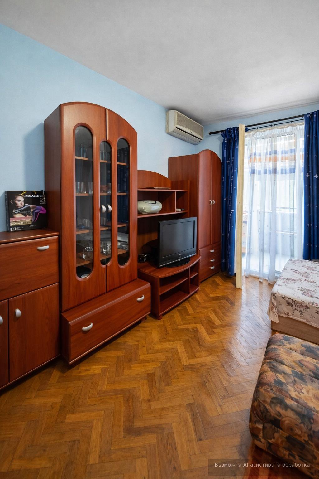 Четиристаен апартамент  в гр.Варна, Център! image 5