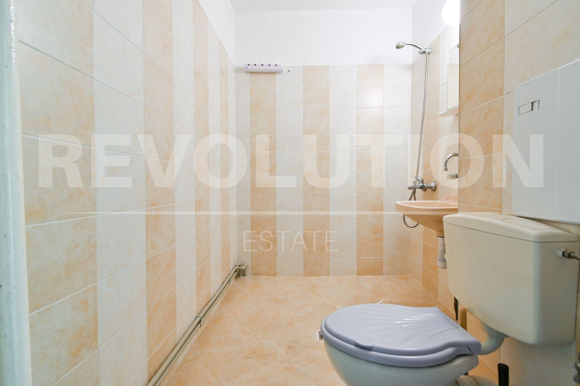 one-bedroom apartment image 5